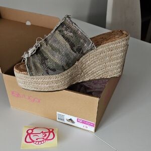 Sugar Women's Green Camouflage Wedge Sandals